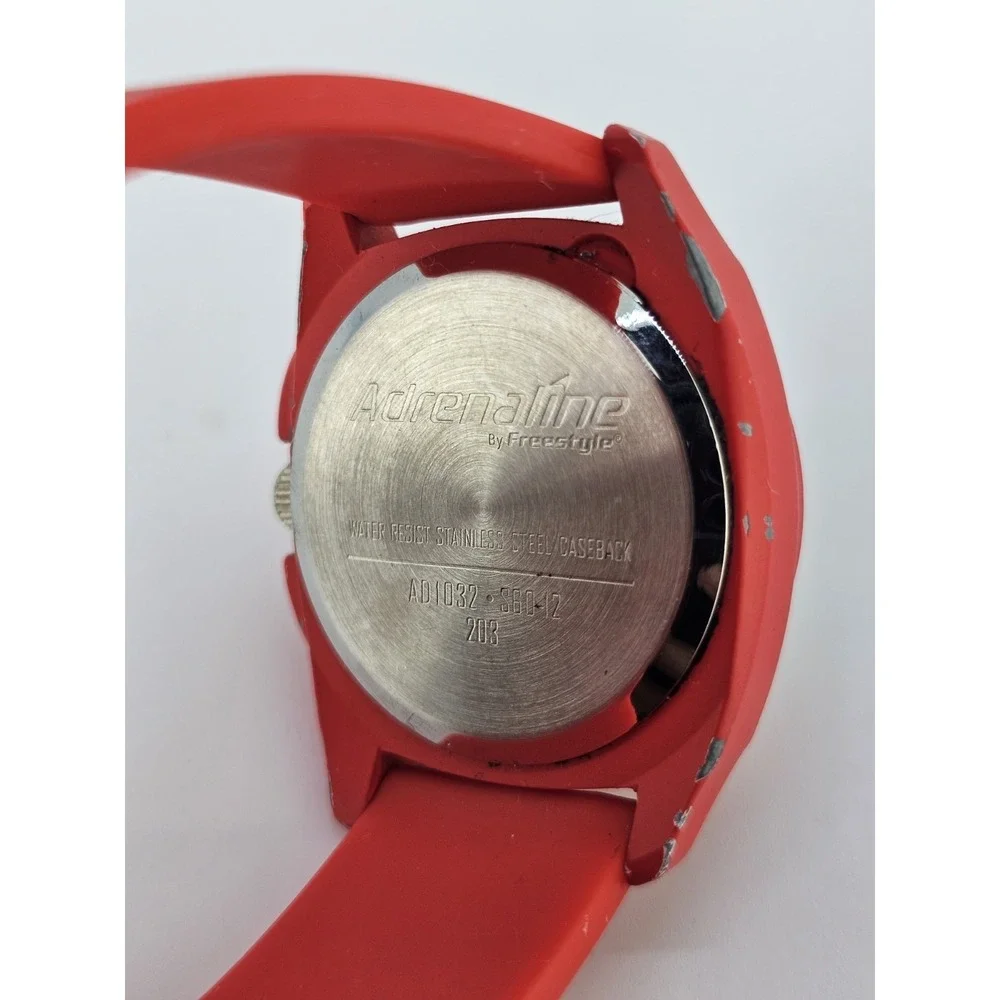 Freestyle Adrenaline Men Watch 40MM White Dial Red Plastic Bands‎ New Battery